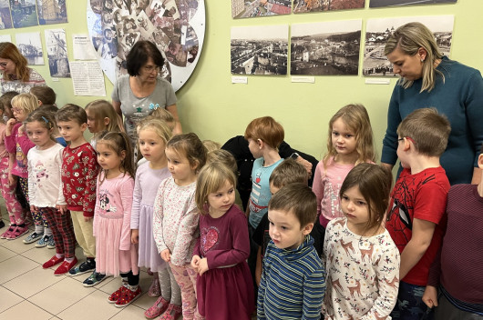 Zpívání v domově pro seniory